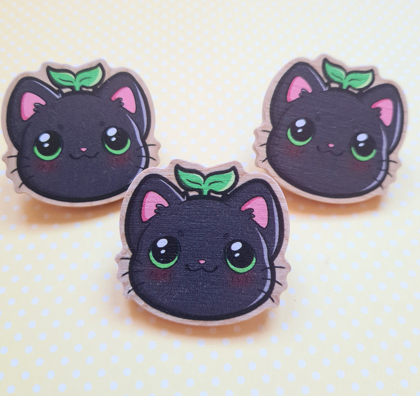 Pin de madera Gato Negro